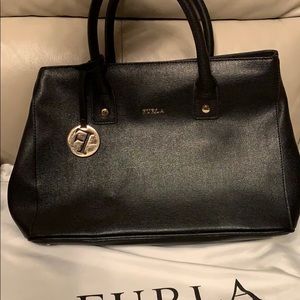 Furla Linda Small tote (black)